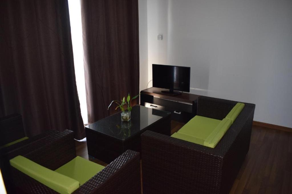 Le Binome Aparthotel